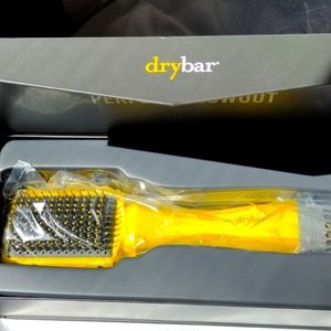 New in box Drybar The Smooth Shot Paddle Brush Blow-dryer